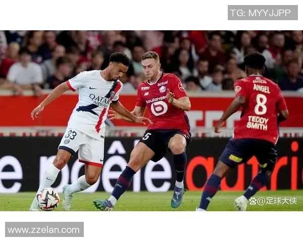 德甲激战巴黎圣日耳曼与尤文图斯战成平局红牌事件引发全场热议