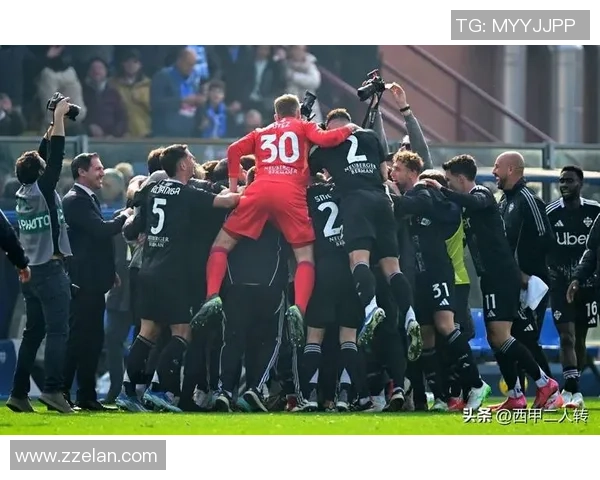 西甲惊现冷门那不勒斯逆转多特蒙德引发红牌风波全场沸腾